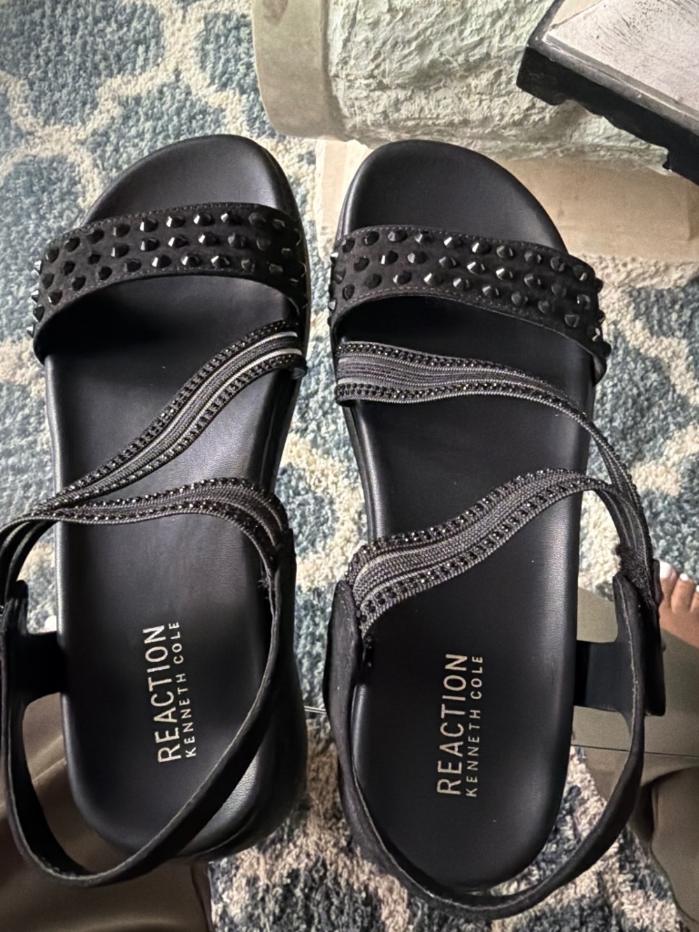 Kenneth Cole Reaction sandals